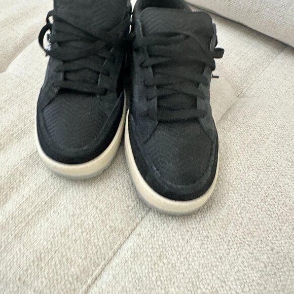 P448 Low Top Sneakers - Picture 3 of 11